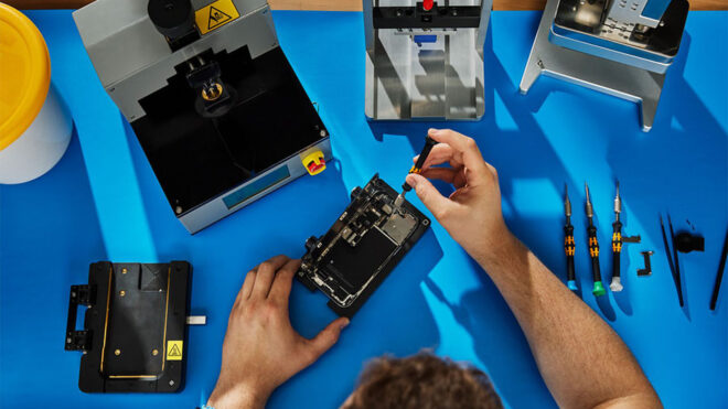 Apple includes used original parts in iPhone repair process