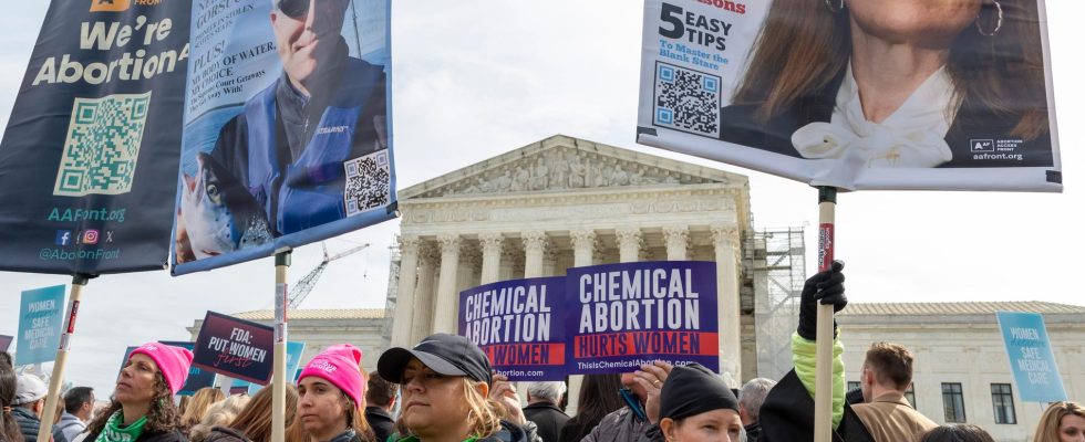 Arizona court upholds 1864 abortion law