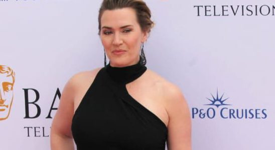 At 48 Kate Winslet shines naturally and without retouching on