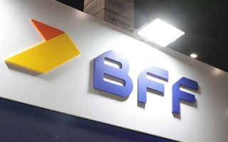 BFF Bank places social bonds for 300 million euros Demand