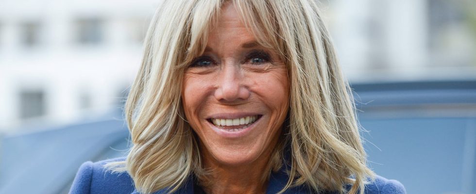 Brigitte Macron looks 20 years younger thanks to an Instagram
