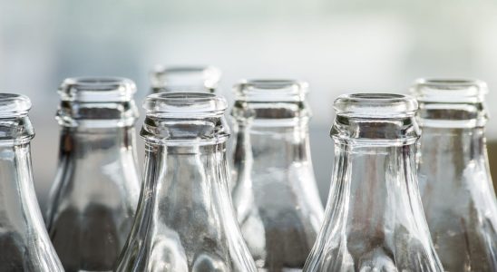 Can bringing your glass bottles back to the store save