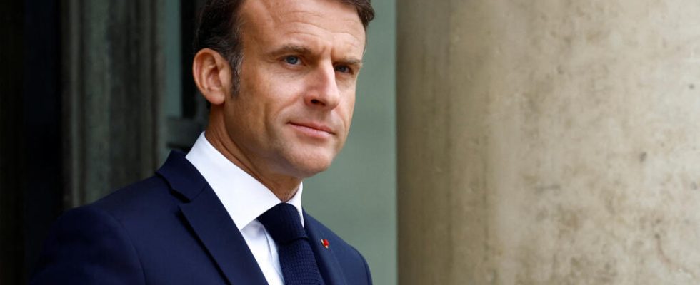 Emmanuel Macron tries to raise the bar for the Europeans