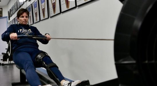 Erika Sauzeau Paris Paralympic Games goal with wrist strength