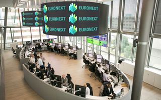 Euronext listing of the first active ETFs in Paris after