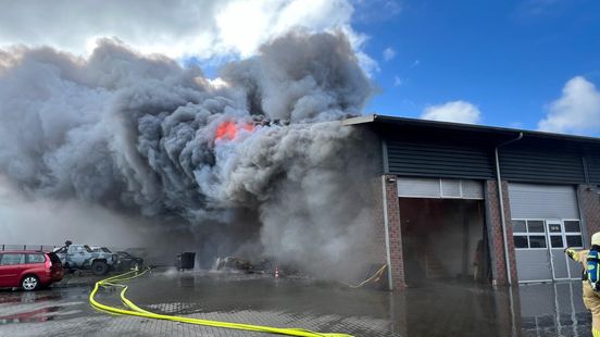 Fire in Amersfoort warehouse under control building lost