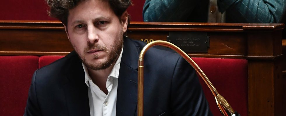Former EELV leader Julien Bayou accused of psychological violence resigns