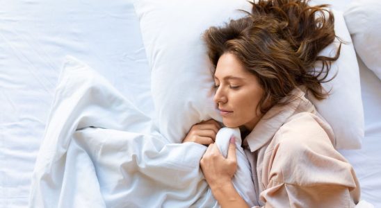 Heres why women need more sleep than men