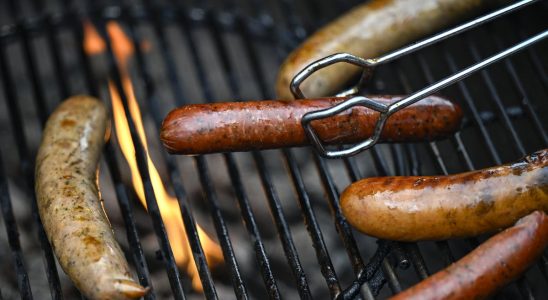 Hot dogs recalled with immediate effect