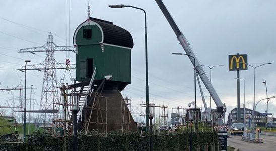 Iconic mill along the A2 near Breukelen can operate again