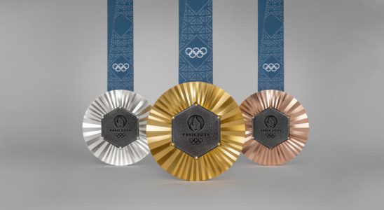 International Athletics Federation to reward gold medalists for the first