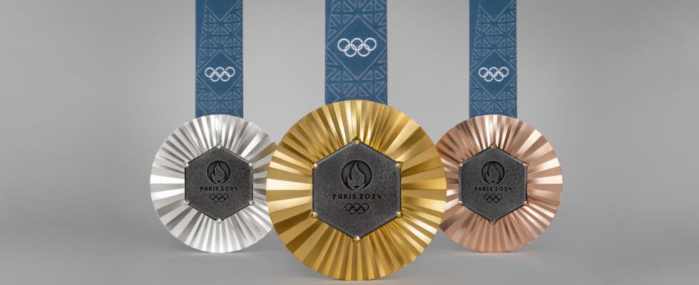International Athletics Federation to reward gold medalists for the first