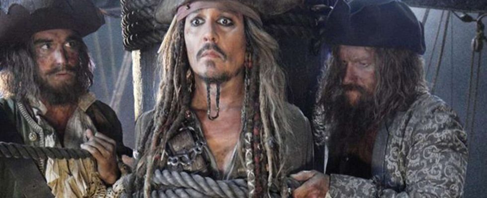 Johnny Depp drunk and unmanageable on the set of Pirates