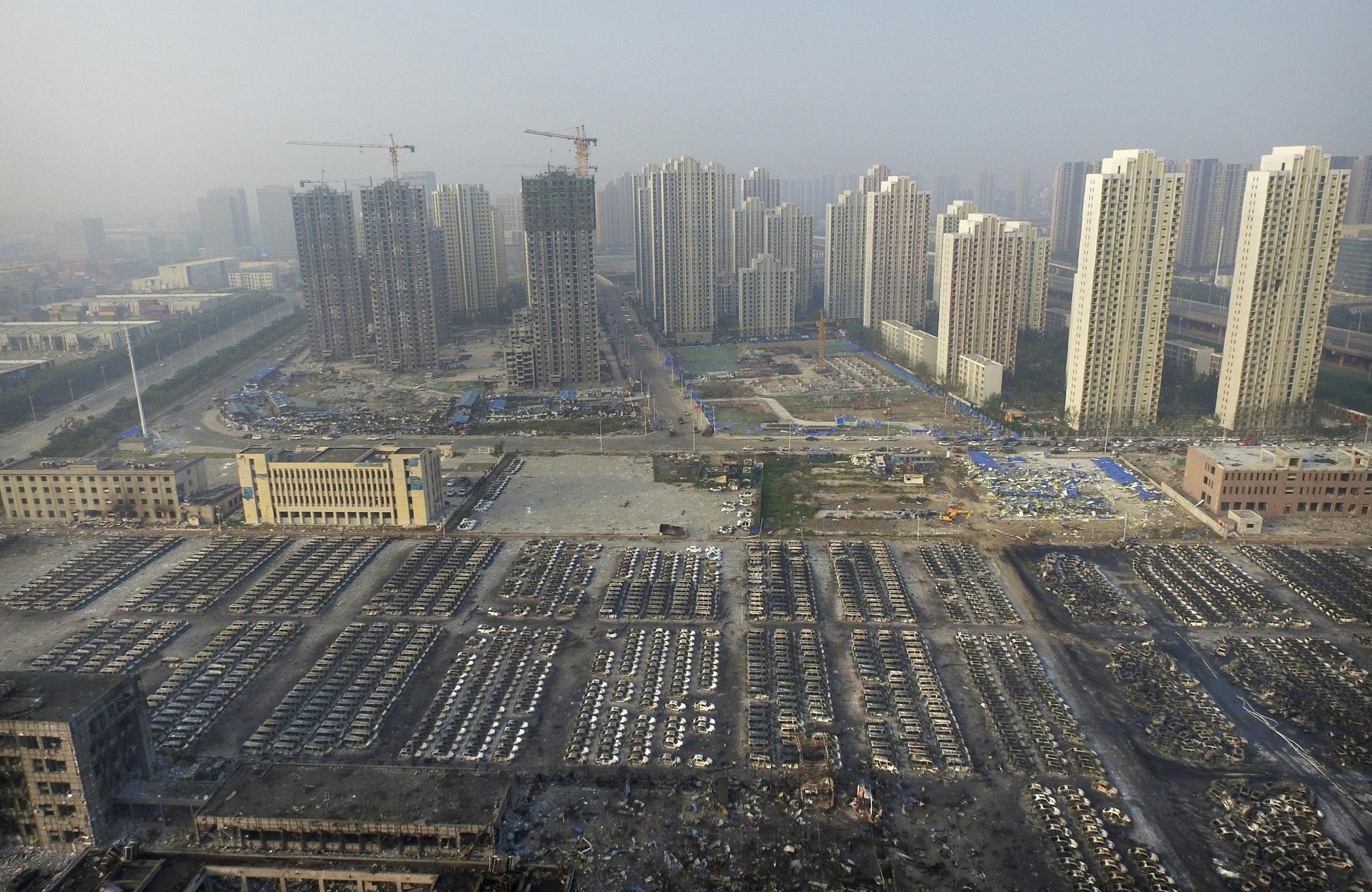 Construction sites and buildings under construction in Tianjin.  (illustrative image)