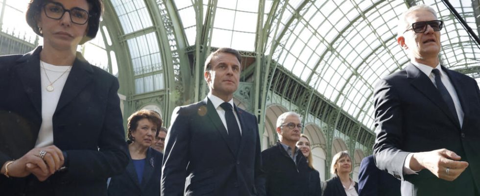 Macron discusses the prospect of a withdrawal from the opening