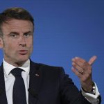 Macron irritates the left Glucksmann takes the lead