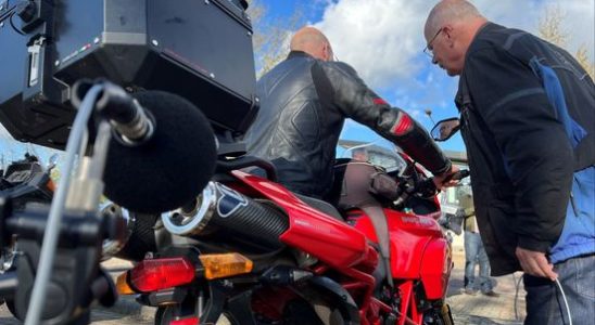 Motor club Nieuwegein kicks off motorcycle season with noise test