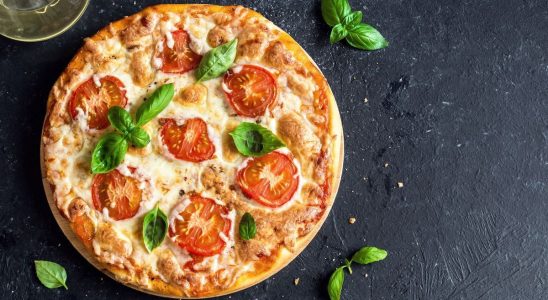 Product recall these pizzas contain traces of glass debris