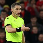 The Barcelona – PSG referee is particularly harsh