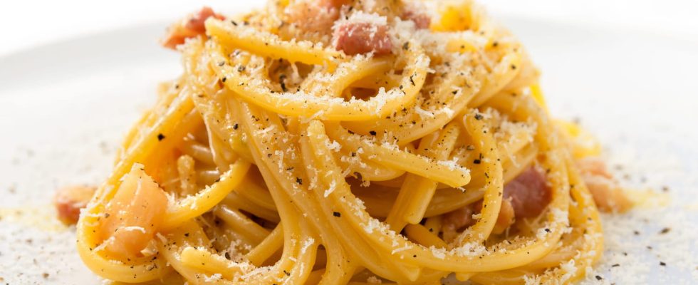 The Italians know it well pasta carbonara is much better