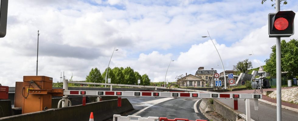The reopening of the A13 motorway is not happening right