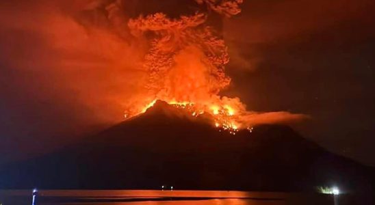 Thousands evacuated after volcanic eruption