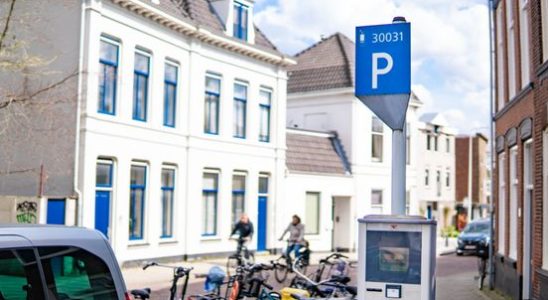 Utrecht majority in favor of introducing paid parking opposition awaits