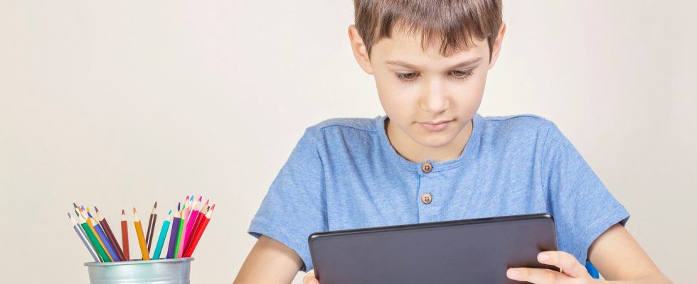 We cannot oppose screen time and reading time – LExpress