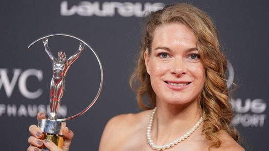 Wheelchair tennis player Diede de Groot wins prestigious Oscar of