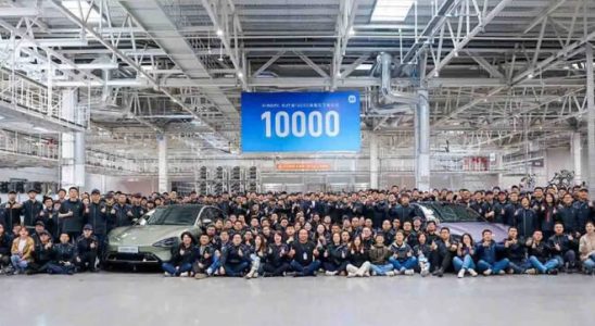 Xiaomi produced 10 thousand SU7 units in just 32 days
