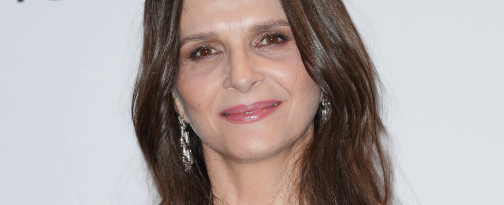 At 60 Juliette Binoche plays the modernity card with this