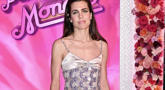 Charlotte Casiraghi has found the perfect beauty look for sunny