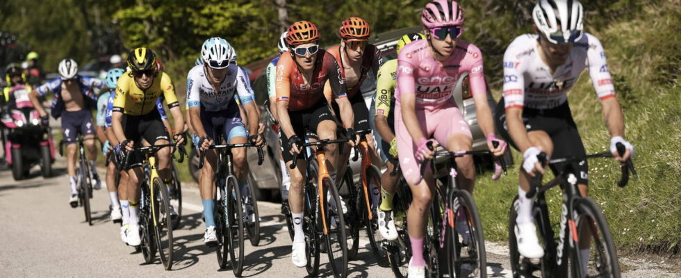 DIRECT Giro 2024 a winning breakaway in a very very