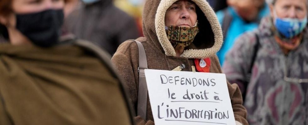 In France press freedom undermined by the opacity of a
