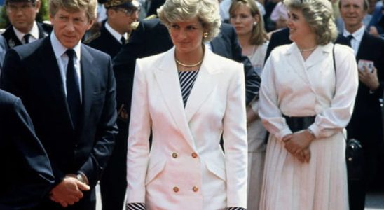 Lady Diana already wore this skirt trend in the 80s