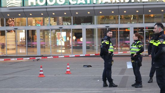 Lots of police at Utrecht Central Station after a fight