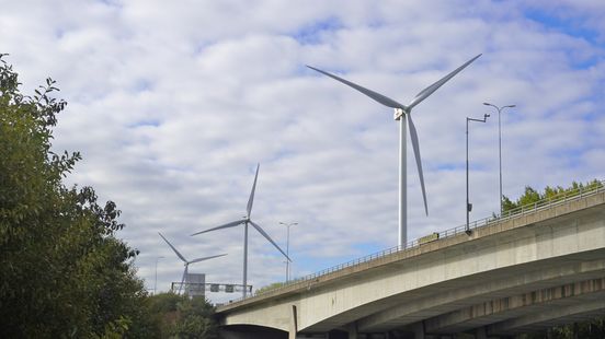 Research wind turbines along the A28 and on Leusderheide and