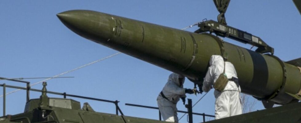 Russia conducts tactical nuclear weapons exercises near Ukraine