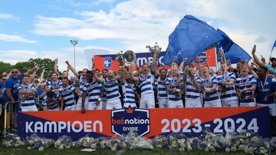 Spakenburg celebrates We are more than deserved champions