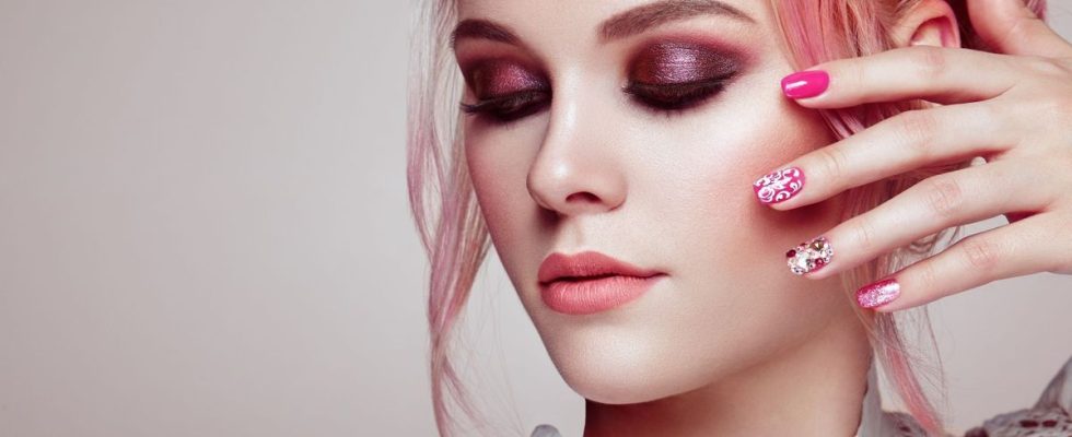 The berry make up the gourmet aesthetic to adopt this spring
