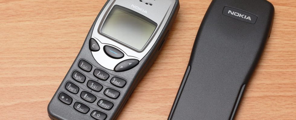This old 89 euro phone is making a comeback nostalgic