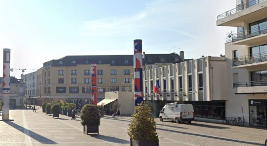 a white march organized in Chateauroux in tribute to the