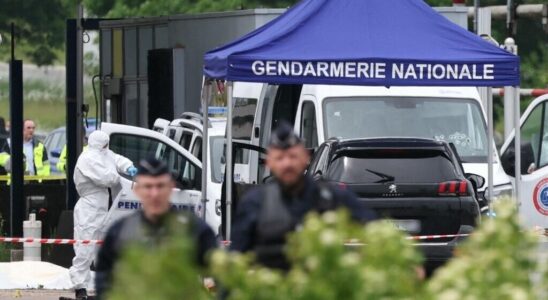attack on a prison van in Eure at least two