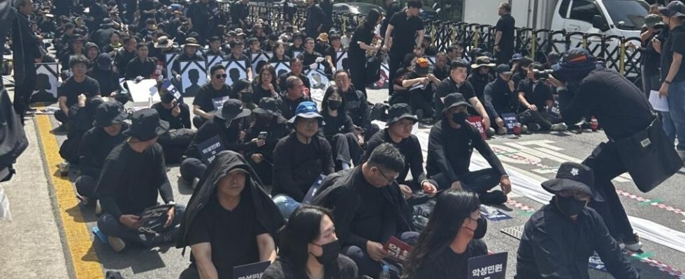 demonstration against President Yoon Suk yeols anti worker policies