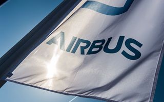 Airbus nosedives in Paris after cutting exercise estimates