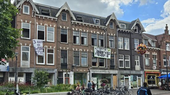And once again these two vacant houses in Utrecht have