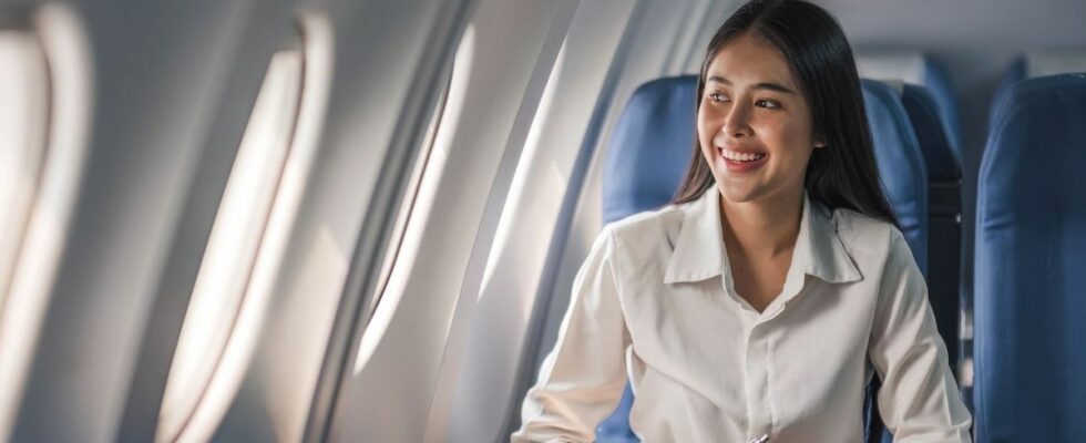 Dietitian Gives Ultimate Flying Health Tip You Should Never Forget