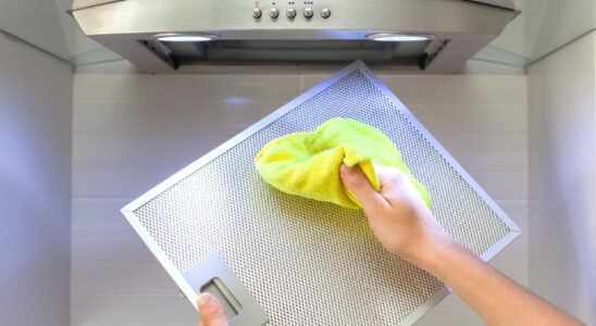 Even if you are very careful the extractor hood in