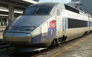 French SNCF trains ready to enter the Italian high speed market