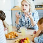 How to manage political discussions during family meals